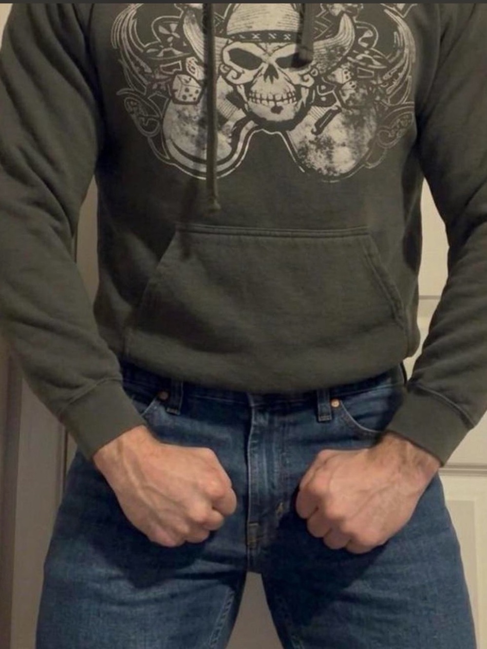 Jason Aldean Skull Graphic Hoodie in Olive Green